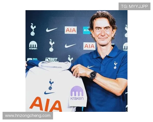 费迪南德力挺姆贝乌莫加盟曼联：英超证明实力，红魔接近 6000 万镑签约(1)